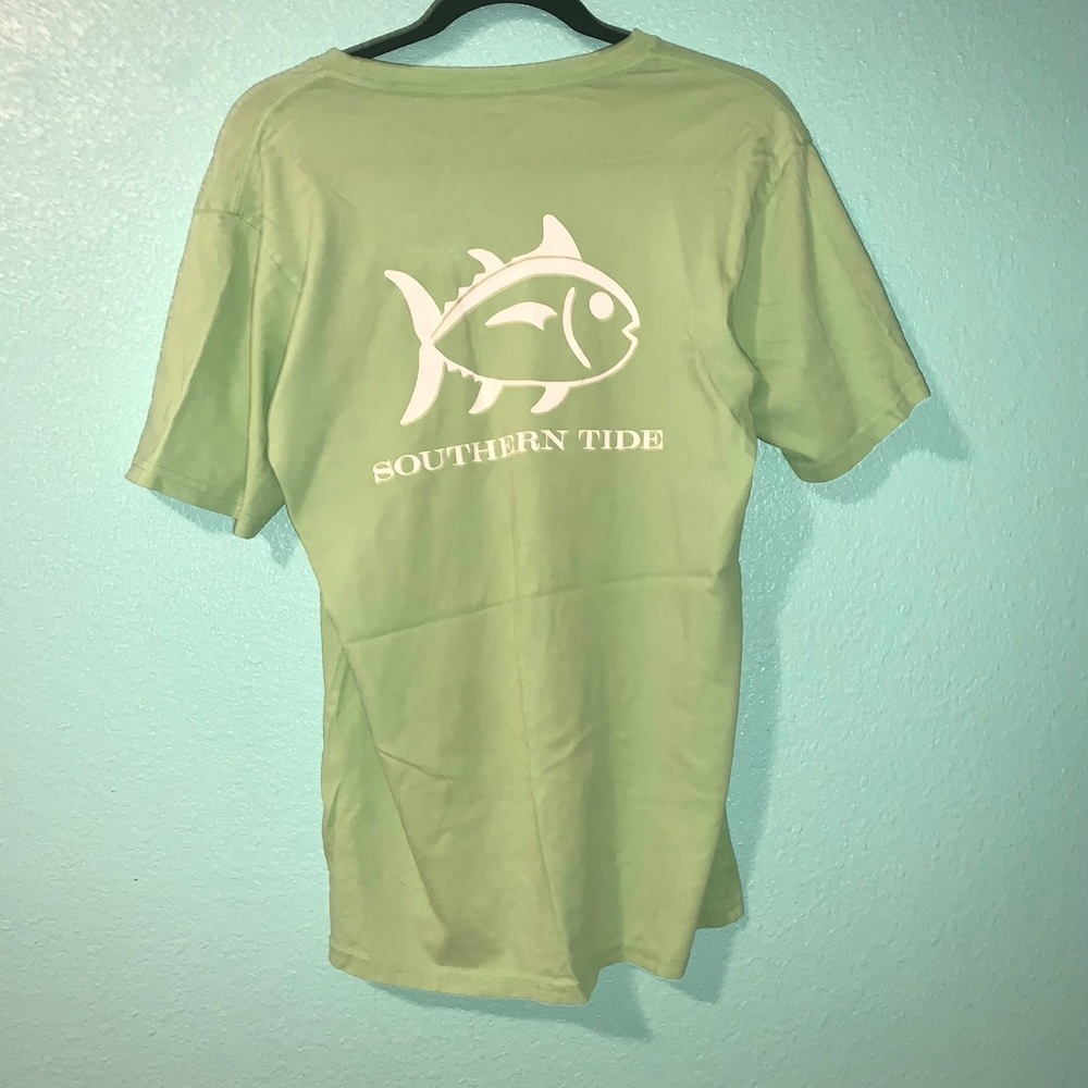 Southern Tide Tshirt